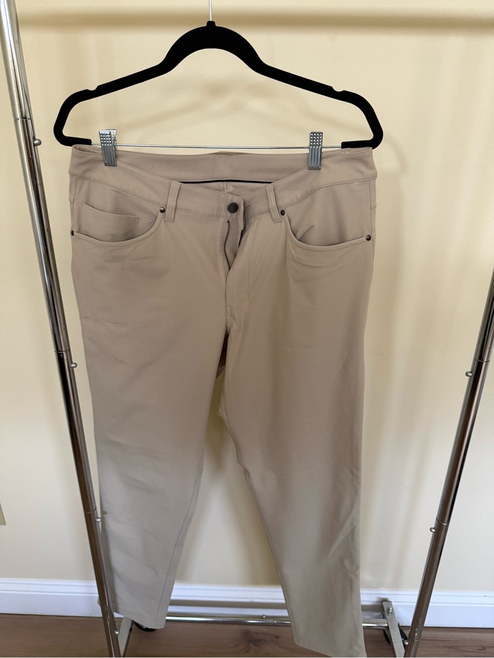 Luluemon five pocket pants